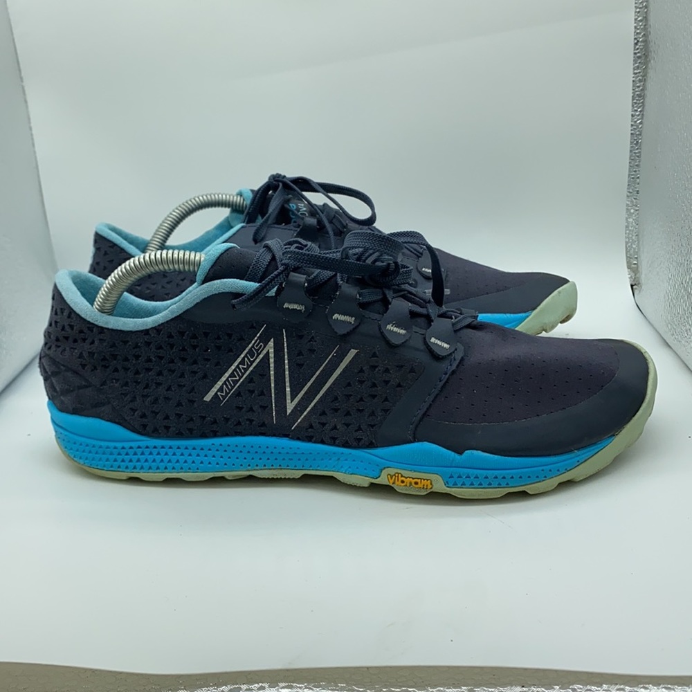 New Balance Womens Size 11 B Minimus Trail 10 V4